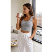 Kadın Gri Kare Yaka Crop Top Bluz - Şık, Rahat ve Kolay Kombinlenebilir