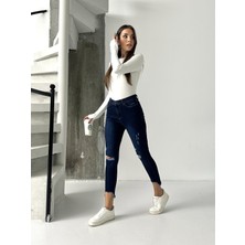 Blue Marlin Kadın Paça Lazer Yırtık Işlemli Kot Dar Paça