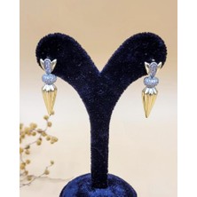 Nevoka Aveline Zirkon Taşlı Zarif Takoz Küpe