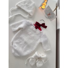 Sincabın Düşleri Hoşgeldin Bebek Yenidoğan Hediye Kutusu Kıyafet Takımı Seti Sepeti El Örgüsü Triko Tulum Patik