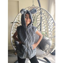 Şimo Butikkız Çocuk Kapşonlu Kürklü Peluş Cepli Belden Büzgülü Içi Astarlı %100 Pamuk Yelek Siyah