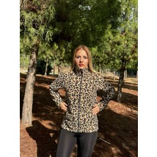 ARZ Kadın Önü Fermuarlı Kışlık Leopar Desen Polar Ceket