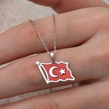 Gumush Gümüş Türk Bayrağı Kadın Kolye