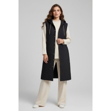 Puyeni Düğme Detaylı Kapüşonlu Kapitone Yelek 110CM Kadın Uzun Kolsuz Tasarım