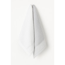 Özge Özgeçen 30*50 %100 Pamuk Fistolu Havlu