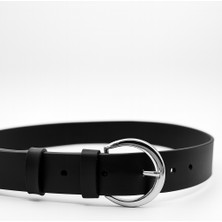 Uccello Kadın Siyah Suni Deri Kemer Yuvarlak Tokalı – Minimal ve Şık Günlük Kemer Modeli