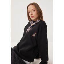 Happiness İstanbul Fular Detaylı Şardonlu Örme Sweatshirt LPX0005 Siyah
