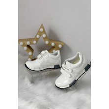 Sanbe Erkek Çocuk Rugan Cırtlı Spor Ayakkabı 201 N 7402 Beyaz