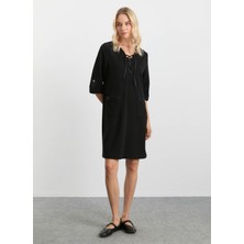 Selen V Yaka Düz Siyah Standart Kadın Elbise 25KSL7707