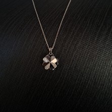 Generic 925 Ayar Gümüş Çiçek Yaprağı Detaylı Model Genç/yetişkin Kadın Kolyesi - Şık Tasarım