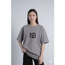 Oversize Tişört Kadın - "NEVERMIND" Baskılı Geniş Kalıp Tişört Unisex Antrasit