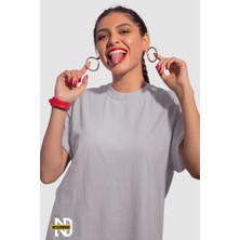 NEVERMIND Oversize Tişört Kadın | Sol Alt "NEVERMIND" Baskılı Geniş Kalıp T-Shirt Unisex