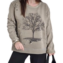 Phuti Yırtık Ağaçlı Sweatshırt
