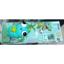 Ada Çanta Kırtasiye 3 Bölmeli Kapaklı Sukuşi Dinozor Figürlü Kalemtraşlı Kalem Kutusu