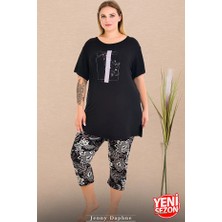 Nightlove Lady Büyük Beden Çiçek Desenli Alt Baskılı Bisiklet Yaka Kısa Kollu Kapri Pijama Takımı