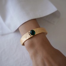 Altıntaş 22 Ayar Yeşil Taşlı Otantik Dövme Altın Kelepçe