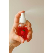 3'lü Set Çilek Kokulu 50 ml Çok Amaçlı Oda, Araç ve Kumaş Spreyi – Uzun Süre Etkili Ferah Koku