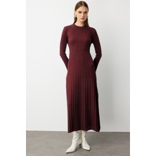 Mizalle Volanlı Etekli Yuvarlak Yaka Bordo  Kaşkorse Uzun Tr