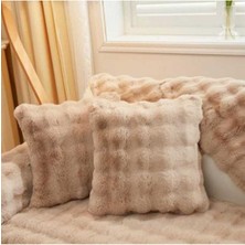 Turanyolu Home 2’li Peluş Kürk Kırlent Kılıfı Seti – Konforlu ve Estetik Tasarım
