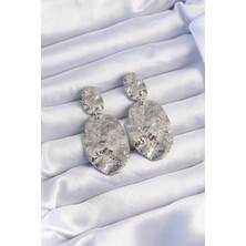 Claris Pirinç Gümüş Renk Ezme Plaka Küpe