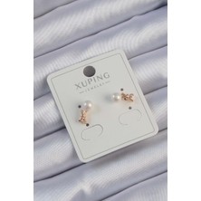 Mena Rise Xuping Rose Renk Zirkon Taşlı Incili Minimal Fiyonk Küpe - Lisinya