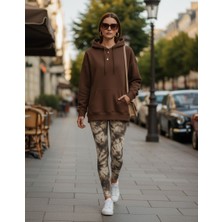 The Kadın Bol Kesim Sırttan Baskılı Oversize Hoody Sweatshirt - Modal Kışlık Kapüşonlu