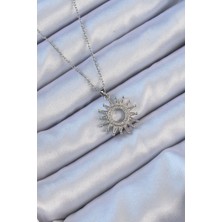 Mena Rise 316L Çelik Zincir Gümüş Renk Zirkon Taşlı Parlayan Güneş Kolye - Lisinya