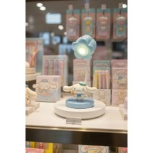 Miniso Sanrio Lisanslı Yaz Plajı Serisi Dekoratif Mini Masa Lambası - 12CM (Cinnamoroll)