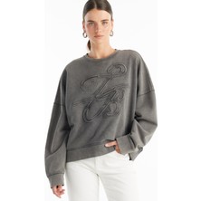 Ted Baker Bisiklet Yaka Nakışlı Antrasit Kadın Sweatshırt TBWRTS1081