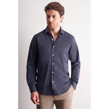 İmza Lacivert - Beyaz Yarım Italyan Yaka Çizgili Desen Uzun Kol Slim Fit Pamuklu Gömlek 1004255179