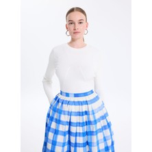 Guess Yuvarlak Yaka Standart Düz Beyaz Kazak Kadın Hanna Kadın Triko