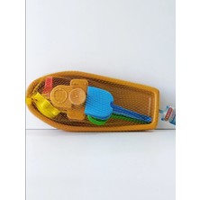 Çocuklar Için Sevimli Gemi