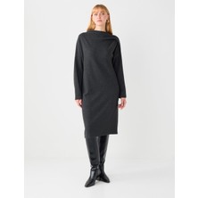 Jimmy Key Antrasit Degaje Yaka Yumuşak Dokulu Midi Örme Elbise