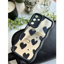 Go Aksesuar Galaxy M15 Uyumlu Aynalı Siyah Kalp Tasarımlı Silikon Kılıf