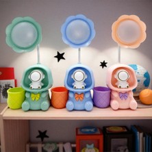 Alpjoy Uzay Temalı Çocuk Masa Lambası Gece Lambası LED Işık Aydınlatma Kalemtıraşlı Kalemlikli Masa Lambası