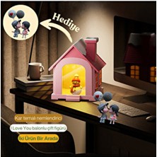 Sudora Kar Tasarımlı LED Işıklı Ev & Sevimli Çift Figürlü Hediye Seti – Gece Lambası & Buhar Nemlendirici