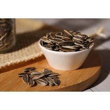 Halktan Siyah Tuzsuz Ayçekirdeği 1 kg Türkiye Menşeli Sağlıklı Atıştırmalık