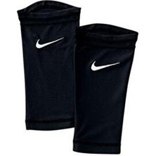 Nike SE0174-011 Guard Lock Futbol Tekmelik Konç