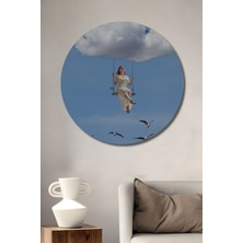 Teona Ahşap Gökyüzünde Salıncakta Mutluluk Yağlı Boya Görünümlü Ahşap Dekoratif Tablo Yuvarlak Tablo