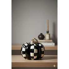 Dekoromi Dekoratif Süslü Kabak Biblo Heykel – Lüks El Boyama Polyester Hediyelik Biblo Ürünleri (18X16CM)