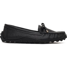 Derimod Kadın Siyah Püsküllü Deri Loafer 25WFD3502FT