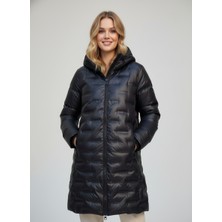 Sibel Günay Butik Kadın Kapüşonlu Uzun Şişme Siyah Mont | Fermuarlı Cep Detaylı – Elyaf Dolgulu– 85 cm