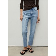 Mango Woman Mango Kadın MOM2000 Yüksek Belli Mom Jean Pantolon Denim Materyal Düz Desenli 34 Beden