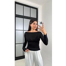 Siyah Kayık Yaka Muadil Kaşmir Dokulu Transparan Bluz GAUS-00455