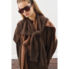 Manuka Kare Yaka Bağlamalı Triko Atkı Kahverengi