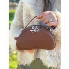 Dev 3 Adam Kutu Model Bölmeli Zincir Askılı Kadın Şık Tasarımlı El Omuz ve Çapraz Çanta