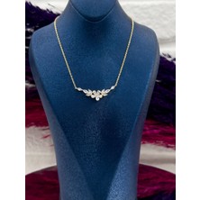 Livora Jewelry 925 Ayar Gümüş Özel Tasarım Gold Renk Lotus Modeli Zarif Kadın Kolye