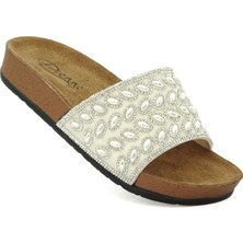 Pienn Kadın İnci Detaylı Beyaz Taşlı Yumuşak Taban Rahat Terlik