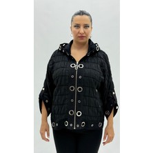 AlanyaXXL Büyük Beden Kapüşonlu Zincir Detaylı Kısa Ince Rüzgarlık Kadın Ceket