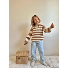 Rapapa Kahve Ekru Çizgili Triko Kazak ve Açık Mavi Kot Pantolon Erkek Çocuk Takımı - Rahat ve Şık Kış Kombini 1822